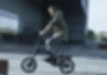 Gila Nih PEUGEOT eF01, Sepeda Lipat Ini Enggak Usah Di Gowes