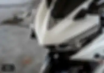 Waspada! Ternyata Motor Warna Putih Butuh Perlakuan Khusus Biar Enggak Kena Penyakit Ini