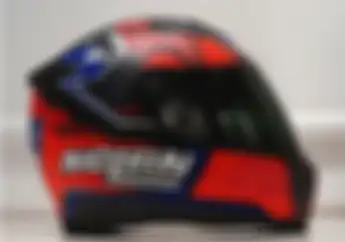Cuma Diproduksi 200 Unit, Helm Motif Kanguru Khas Casey Stoner Dijual Murah