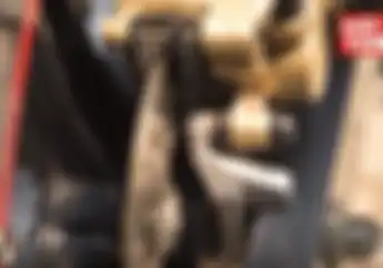 Video Tips Cara Mengecek Ketebalan Cakram Belakang Motor, Awas Bisa Patah!