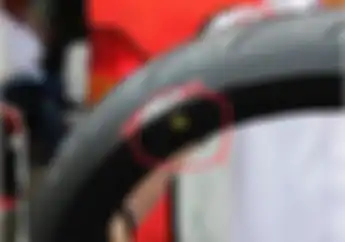 Arti Titik Kuning di Ban Motor Ternyata Penting, Bukannya Gak Sengaja Kena Cat Semprot
