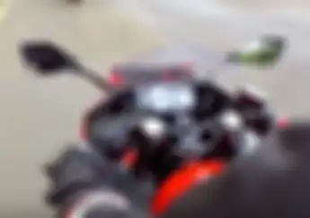 Enggak Nyangka, Ramuan Ini Bisa Mengurangi Getaran Setang Motor Balap