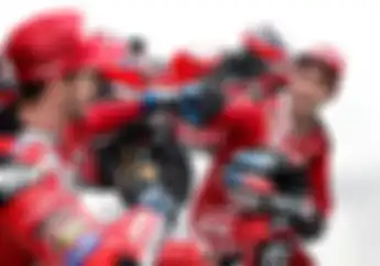 Mantap! Mesranya Duet Pembalap Ducati, Inikah Alasan Lorenzo Terdepak?