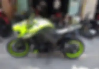 Kelewat Kreatif, Motor Kawasaki Z1000 Dimodif Ekstrim, Bukan Gagah Malah Kocak