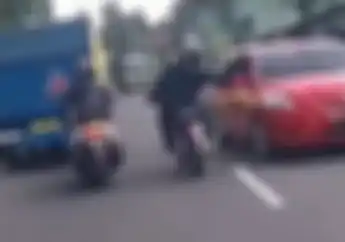 Kasus Pemukulan Spion Mobil Bukan Sekali Terjadi, Sebelum di Bali Oknum Pengendara RX King Juga Tampar Spion Sedan