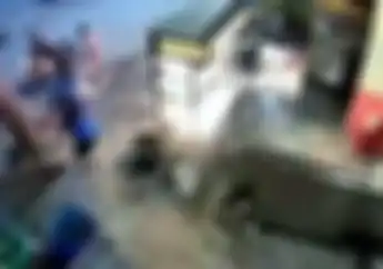 Video Maling Motor Terkapar Kena Tendangan Kungfu Pemilik Honda BeAT, Warga Kaget