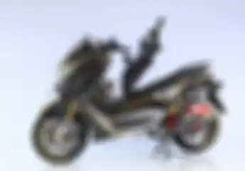 Menggelegar! Motor Yamaha NMAX Juara Customaxi Surabaya Pakai Audio ala Mobil