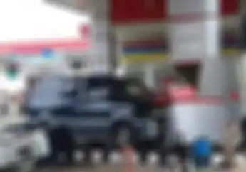 Panik Karena Nyenggol Motor, Eh Malah Kabur, Tapi Malah Tabrak SPBU 