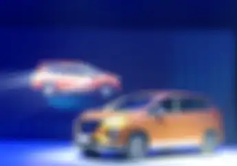 Resmi Meluncur, Nissan All New Livina Bermuka Xpander Harganya Setara 9 Motor Yamaha NMAX