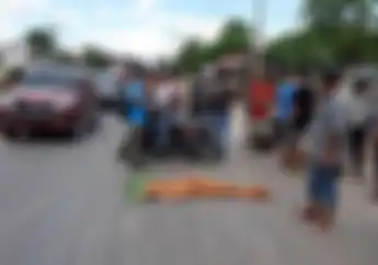Tabrakan Maut di Pertigaan Jalan, Pemotor Tewas Setelah Menabrak Mobil