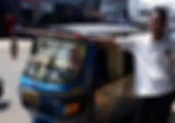 Mirip di Thailand, Bajaj Ala Tuk Tuk Bebas Berkeliaran di Daerah Kemang