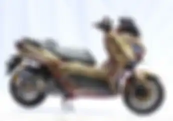 Ngecatnya Lama, Yamaha XMAX Juara Best Master Class di Final Customaxi