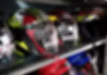 Helm Yang Sudah Jatuh Nggak Bisa Dipakai Lagi, Bisa Fatal Akibatnya!
