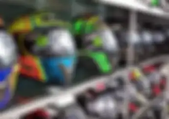 Kepala Bebas Gatal, Helm Wajib Dicuci Minimal Segini Tiap Bulan