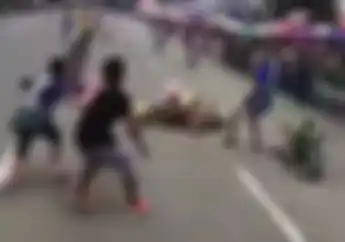 Video Pembalap MiniGP Berjatuhan, Netizen Salahkan Sirkuit yang Gak Steril
