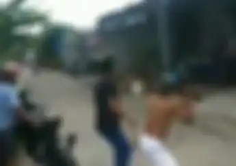 Tegang! Video Penangkapan Maling Motor di Banjarmasin, Pelaku Nyaris Tewas Dihajar Balok