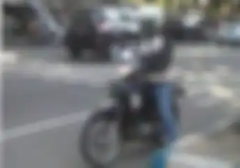 Perempuan di Mojokerto Ketakutan, Pemotor Misterius Pamer Alat Vital di Jalanan, Langsung Diringkus Polisi