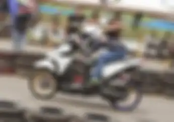 Gak Ada Takutnya, Honda Vario 150 Lawan CBR250RR di Drag Bike Resmi