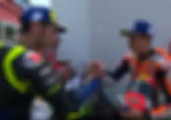 Sempat Musuhan, Ini Perasaan Marc Marquez Salaman Sama Valentino Rossi