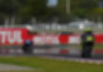 Panas Dingin Lihatnya, Video Detik-detik Valentino Rossi Kalahkan Andrea Dovizioso di Lap Terakhir MotoGP Argentina