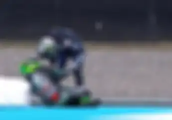 Sakit tapi Gak Berdarah! Insiden Tabrakan Franco Morbidelli dan Maverick Vinales di Lap Terakhir, Kaki Sampai Pincang