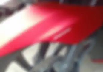 Awas Cat Doff  Motor Asli Pabrik Jadi Belang Bekas Stiker Nempel