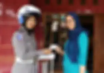 Enak Bener SIM dan BPKB Dianter Ke Rumah Oleh Petugas Kepolisian