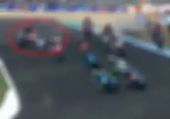 Breaking News: Dimas Ekky Crash di Moto2 Jerez 2019, Langsung Red Flag