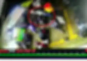 Gak Ada Semenit, Video Detik-detik Honda CB150R Lenyap di Mini Market