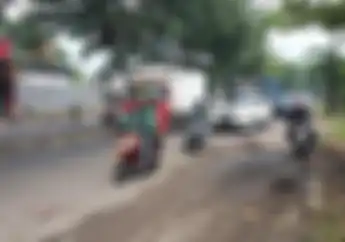 Pemotor Harap Berhati-hati, Ada Belasan Titik Jalur Mudik yang Rusak Parah di Bekasi