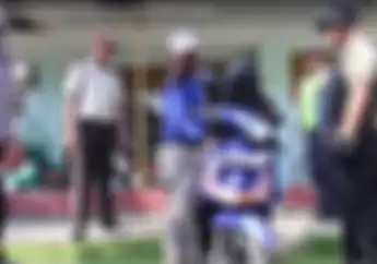 Video Ratusan Polisi Grebek Door To Door Ke Rumah-rumah Warga, Puluhan Motor Diangkut