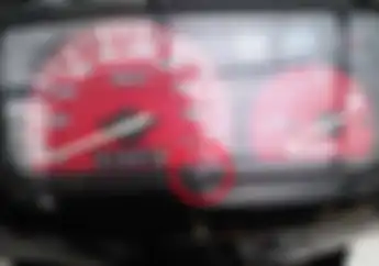 Terdapat Tulisan VDO di Panel Speedometer Suzuki, Apa Artinya Ya?