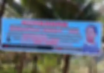 Anak Kecil Kecanduan Bensin Pengendara Yang Lewat Dilarang Berhenti