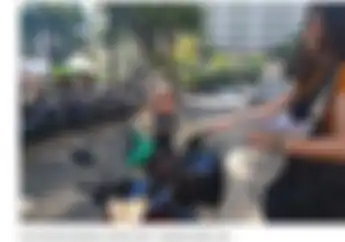 Wulan Guritno Beri Uang Segepok Ditolak Driver Ojek Online Wanita