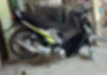 Miris, Gerombolan Pelajar SMP Melintas di Sawah, Ban Depan Suzuki Shogun Milik Petani Raib
