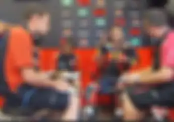 Video Kocak, Ternyata Begini Bahasa di MotoGP, Cuma Pembalap dan Mekanik Yang Ngerti