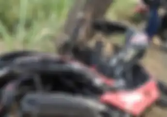 Bukan Cuma Yamaha XMAX 250, Honda PCX 150 Juga Hancur Tabrak Pohon Gara-gara Honda Revo