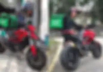 Bikin Melongo, Video Driver Ojol Tercepat Di Dunia, Antar Pesanan Naik Moge Ducati Hypermotard Harga Rp 260 Juta