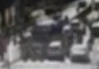 Ngeri, Video Detik-detik Truk Seruduk 4 Motor di Turunan Rapak,  Jalanan Langsung Macet
