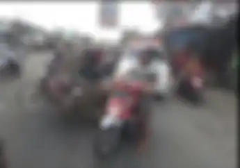 Bikers Harus Tahu, Ambulans Vs Mobil Jenazah Mana Yang Lebih Prioritas