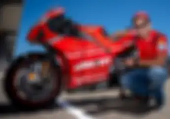 Senyumnya Itu, Penampakan Petrucci Resmi Bertahan di Ducati MotoGP Musim Depan