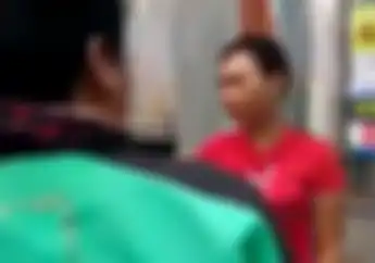 Wanita Ini Terlibat Adu Mulut dengan Sekumpulan Driver Ojol Akibat Sering Cancel Orderan Mendadak