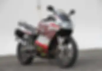 Kawasaki Ninja 150 RR Modifikasi Hedon, Peleknya Aja OZ Racing Rp 30 Juta