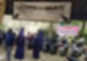 Parkir Motor Pria dan Wanita Dipasah? Kenapa Ya? Ini Alasannya