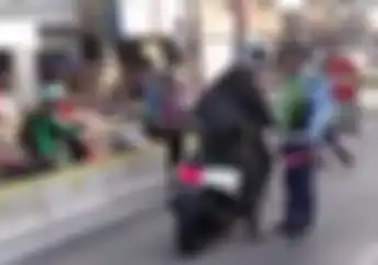 Sok Jagoan, Video Pengendara Yamaha NMAX Nyaris Adu Jotos Lawan Penjaga Jalur Busway, Pelaku Bisa Dipenjara