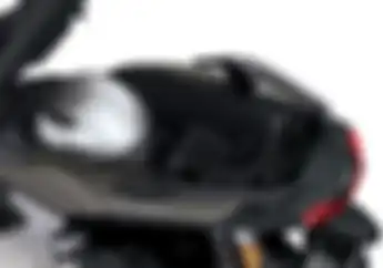 Waduh, Gak Semua Helm Muat di Bagasi Skutik Adventure Honda ADV150