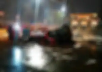 Awas Pemotor Jangan Dekat-dekat Mobil Tangki, Cuma Beda Jam Dua Terbakar 