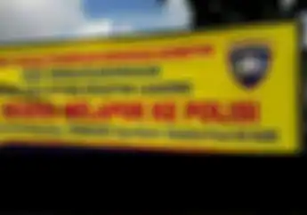 Debt Collector Panas Dingin, Membentang Spanduk Himbauan Lapor ke Polisi Jika Terjadi Perampasan Motor 