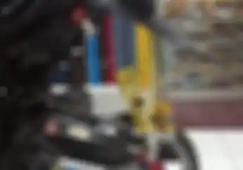 Malunya Bisa Seminggu, Sokbreker Belakang Merek 'Ohlins' Mendadak Copot, Pemilik Motor Curhat