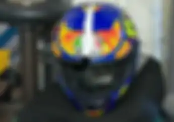 Pantas Helm AGV Palsu Buatan Indonesia Terbelah Saat Dites, Ternyata Harganya Jauh Lebih Murah Daripada yang Asli!